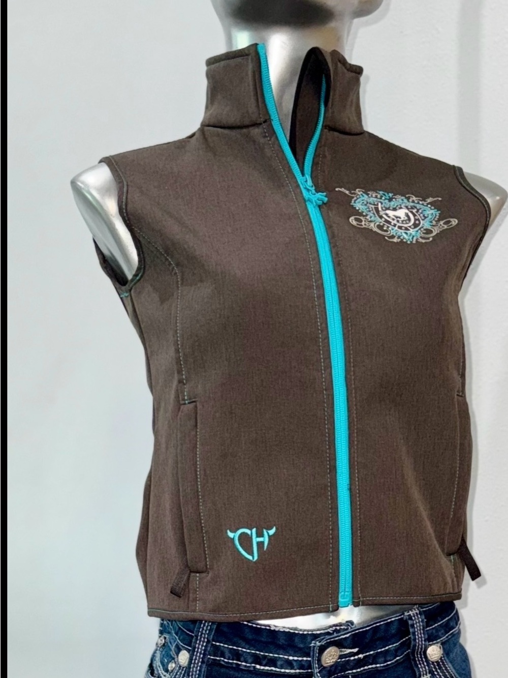 Sleeveless Brown Zip-Front Vest with Turquoise Trim by